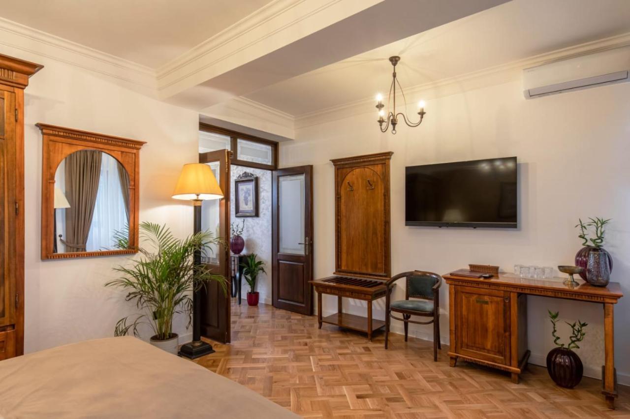 Clucerului Arc De Triomphe Hotel Букурещ Екстериор снимка