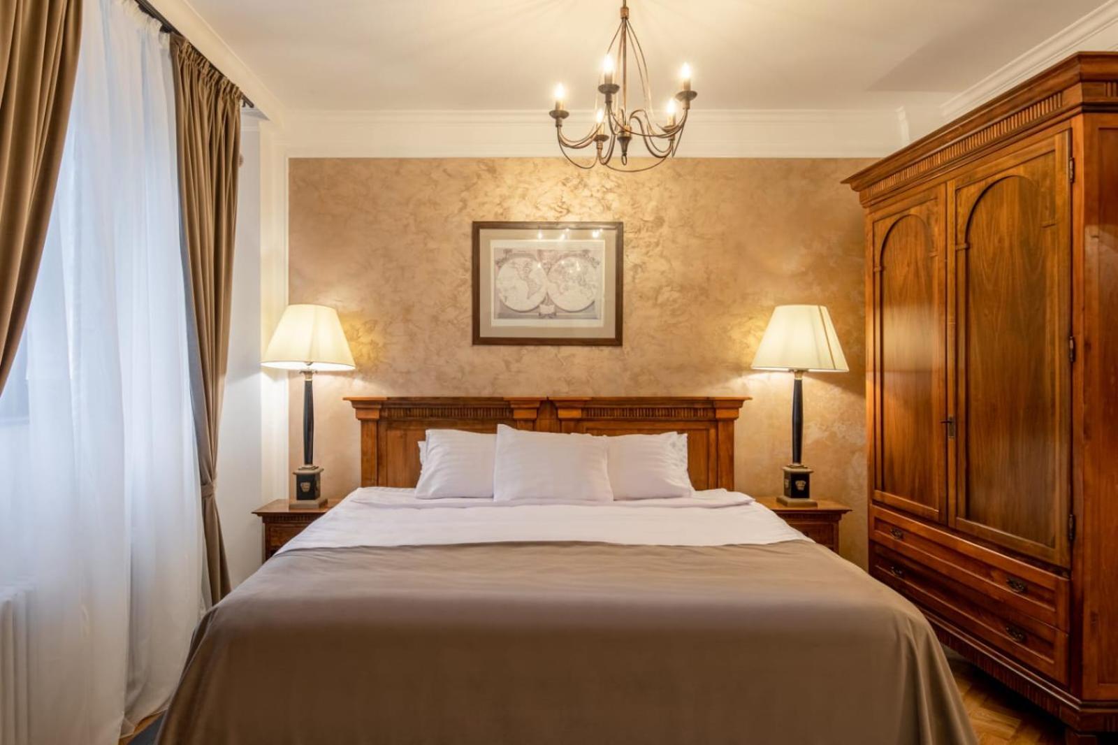Clucerului Arc De Triomphe Hotel Букурещ Екстериор снимка